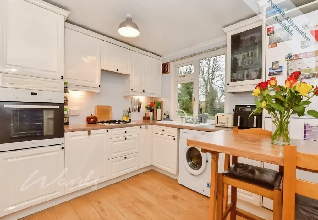 Kitchen - Owen Square Walmer CT14 - Wards of Kent
