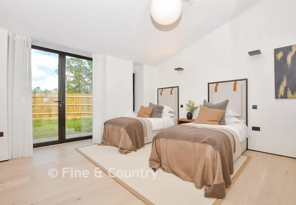 Bedroom 3 - Hartdene Barns, Hartfield Road, Cowden, Kent - Wards of Kent