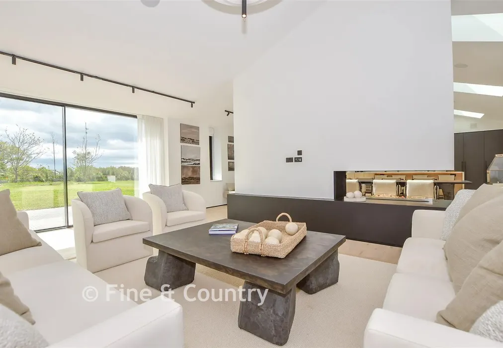 Lounge - Hartdene Barns, Hartfield Road, Cowden, Kent - Wards of Kent