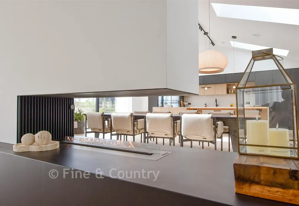 Internal Lifestyle Photograph - Hartdene Barns, Hartfield Road, Cowden, Kent - Wards of Kent