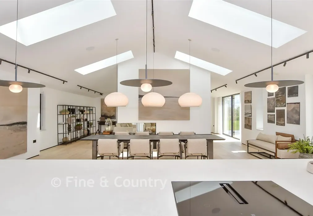Internal Lifestyle Photograph - Hartdene Barns, Hartfield Road, Cowden, Kent - Wards of Kent
