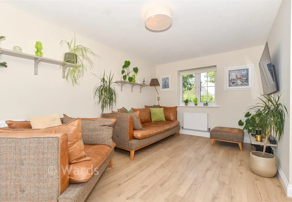 Lounge - Hadleigh Street, Ashford, Kent - Wards of Kent
