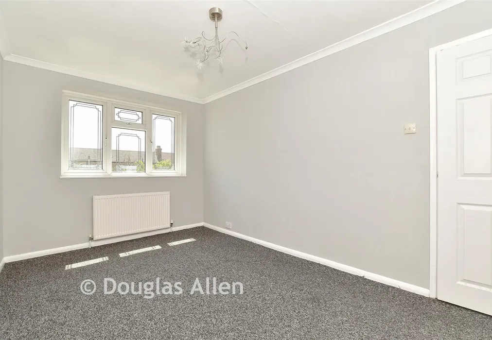 Bedroom 1 - Field Close, Chingford - Wards of Kent