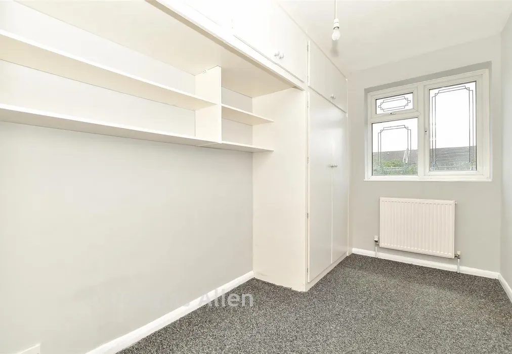 Bedroom 2 - Field Close, Chingford - Wards of Kent