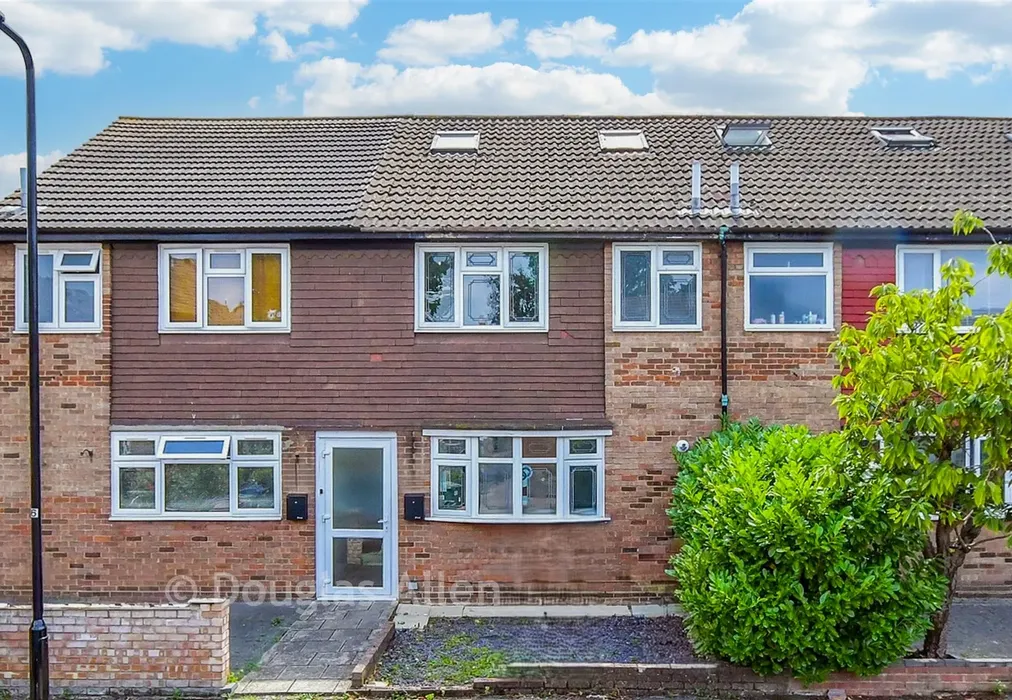 Front - Field Close, Chingford - Wards of Kent