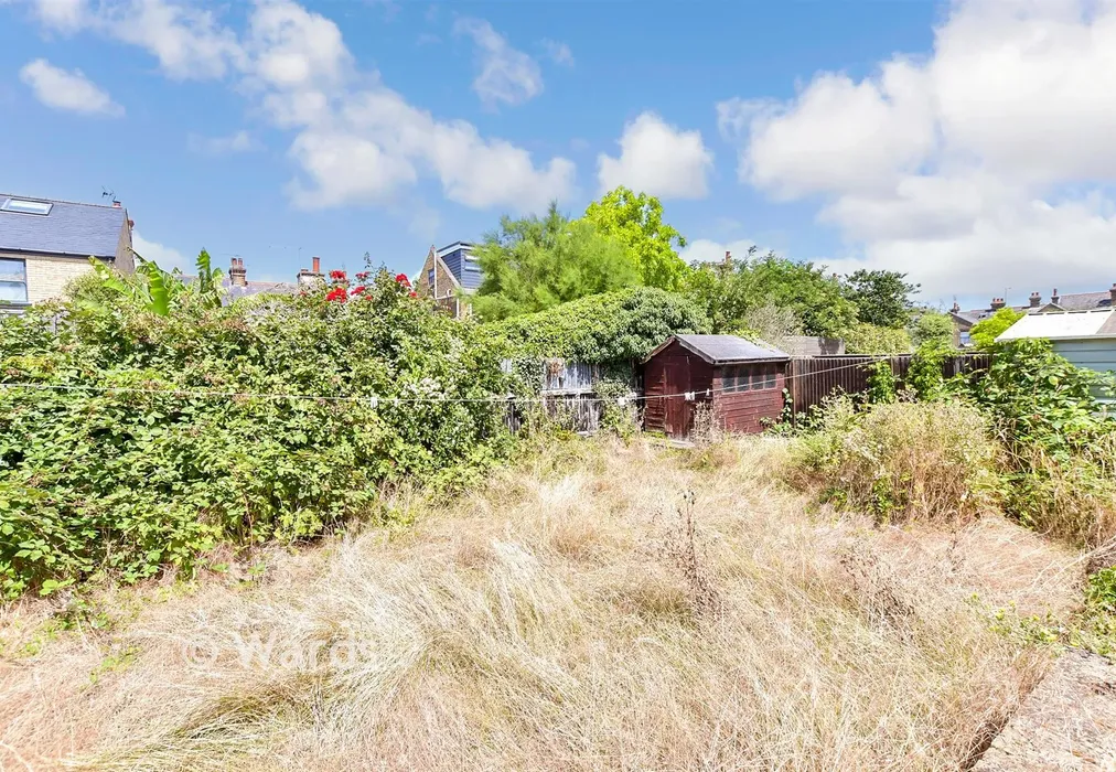 Rear Garden - Argyle Road, Whitstable, Kent - Wards of Kent