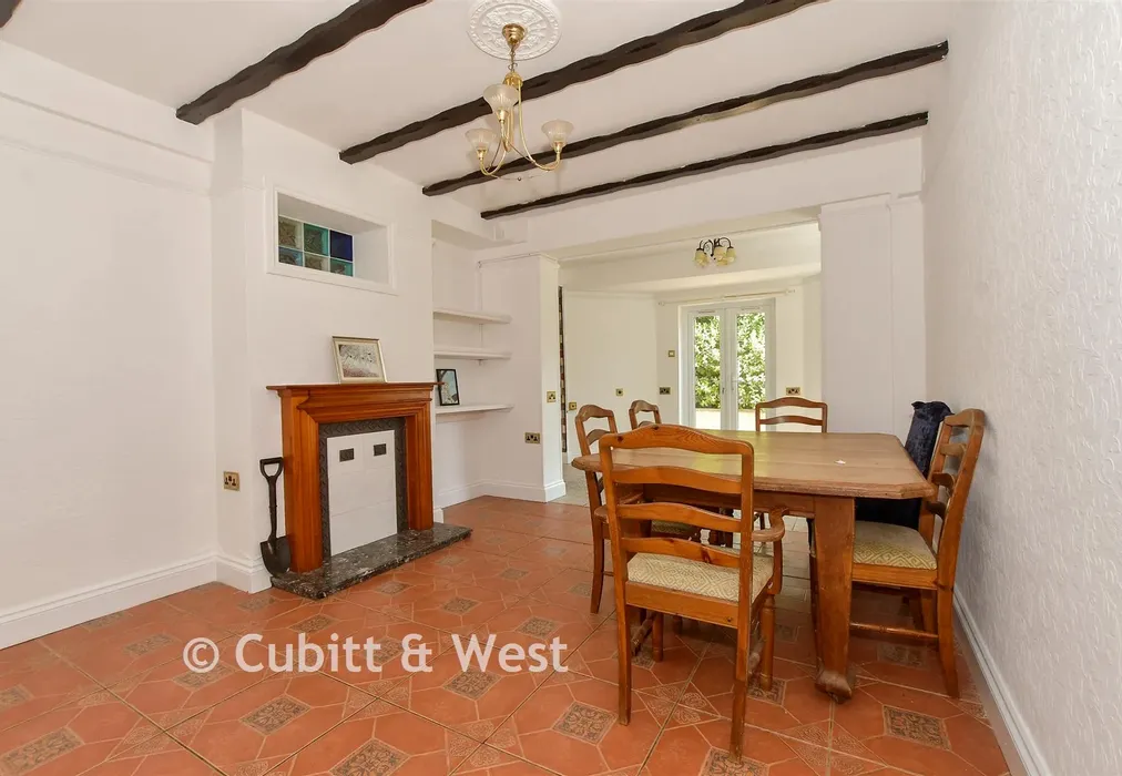 Dining Area - Tennyson Road, Bognor Regis, West Sussex - Wards of Kent