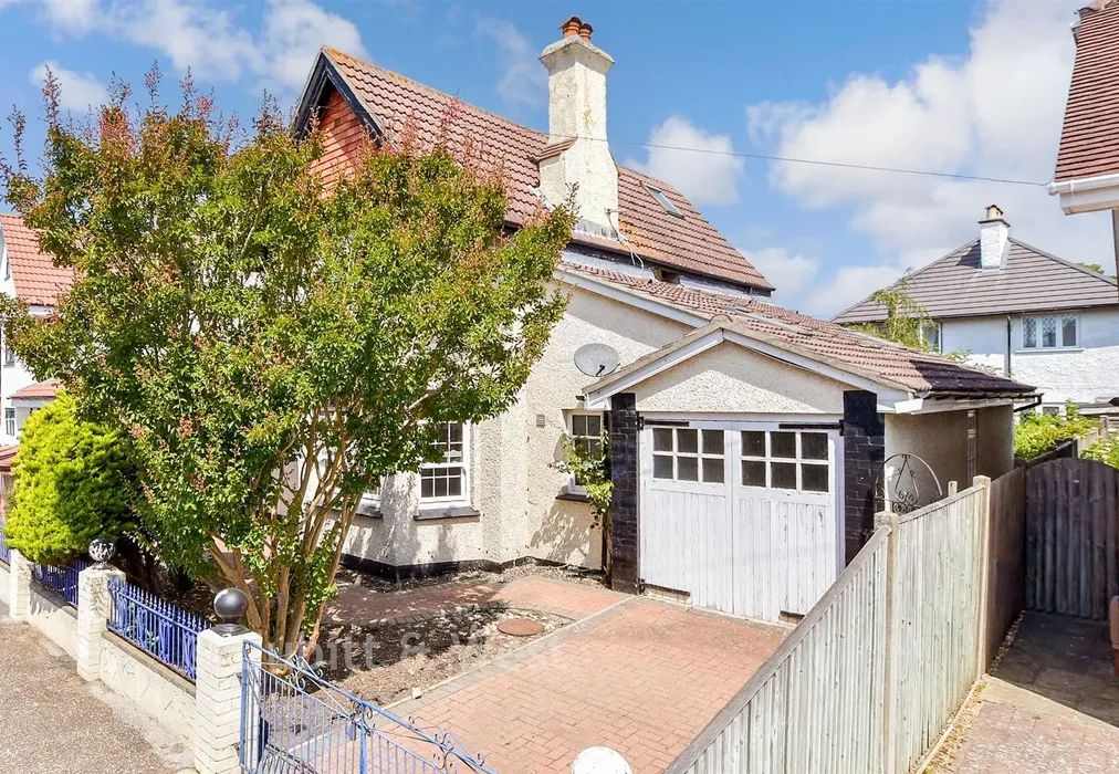 Side Elevation - Tennyson Road, Bognor Regis, West Sussex - Wards of Kent