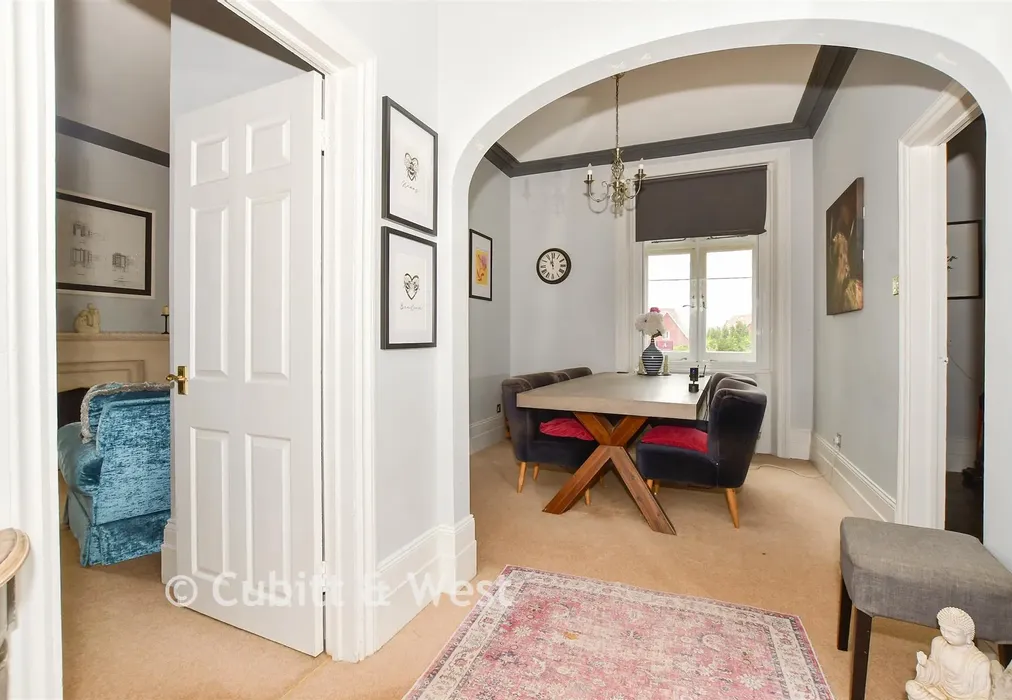 Dining Area - Guildford Road, Loxwood, West Sussex - Wards of Kent