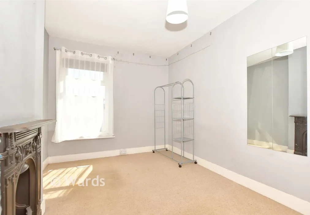 Bedroom 2 - Richmond Street, Cheriton, Folkestone, Kent - Wards of Kent