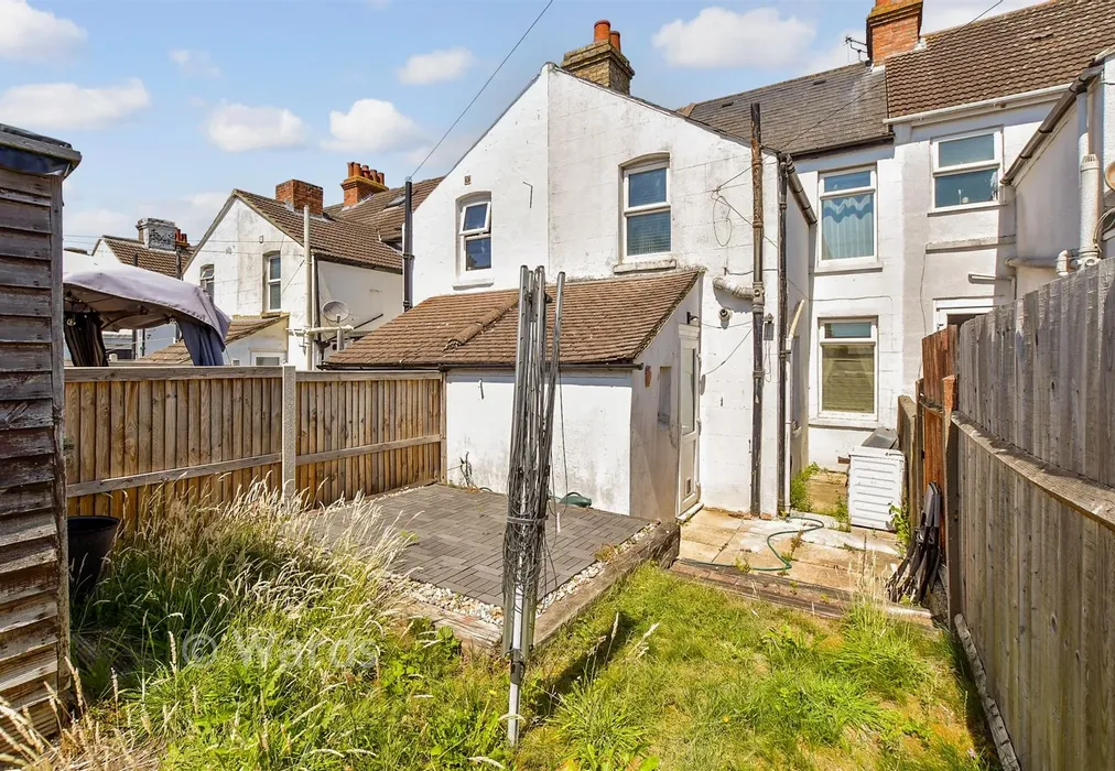Rear Garden - Richmond Street, Cheriton, Folkestone, Kent - Wards of Kent