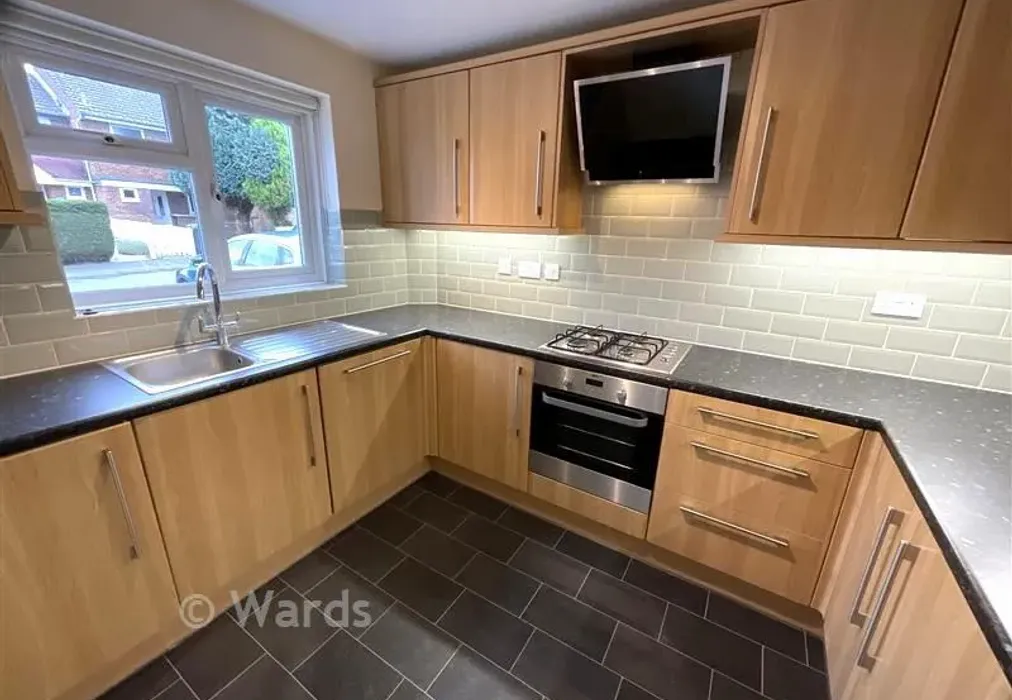 Kitchen - Blake Drive, Larkfield, Kent - Wards of Kent
