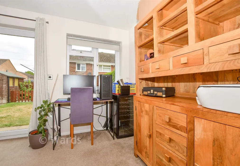 Family Area - Blake Drive, Larkfield, Kent - Wards of Kent