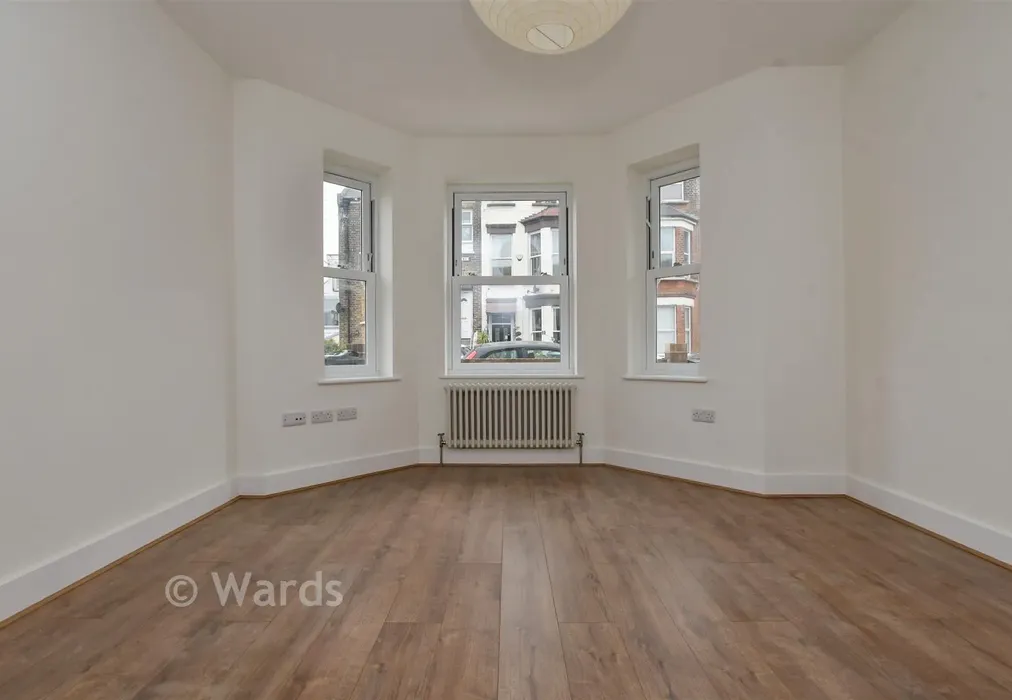 Lounge - Crescent Road, Margate, Kent - Wards of Kent