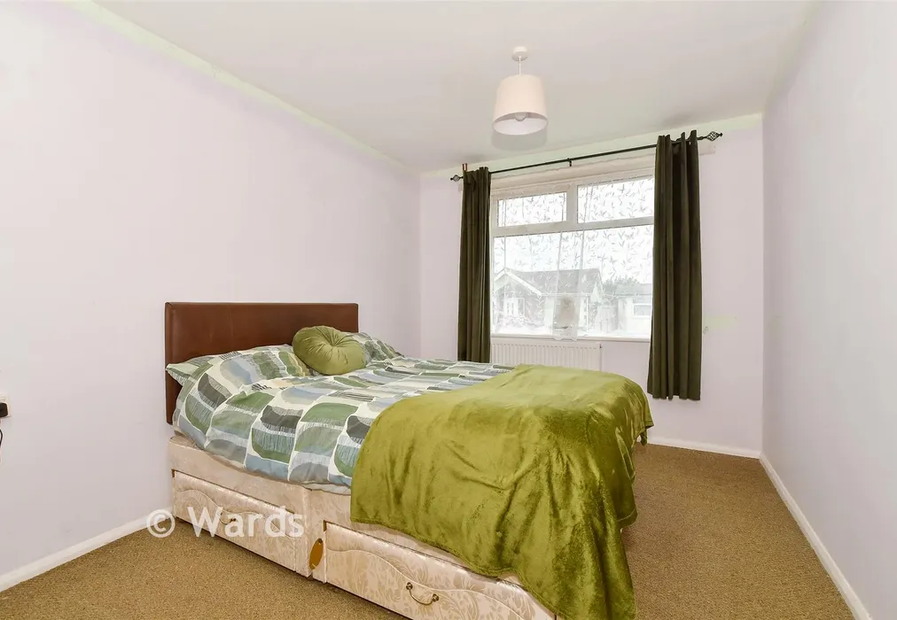Bedroom 2 - Vauxhall Avenue, Herne Bay, Kent - Wards of Kent