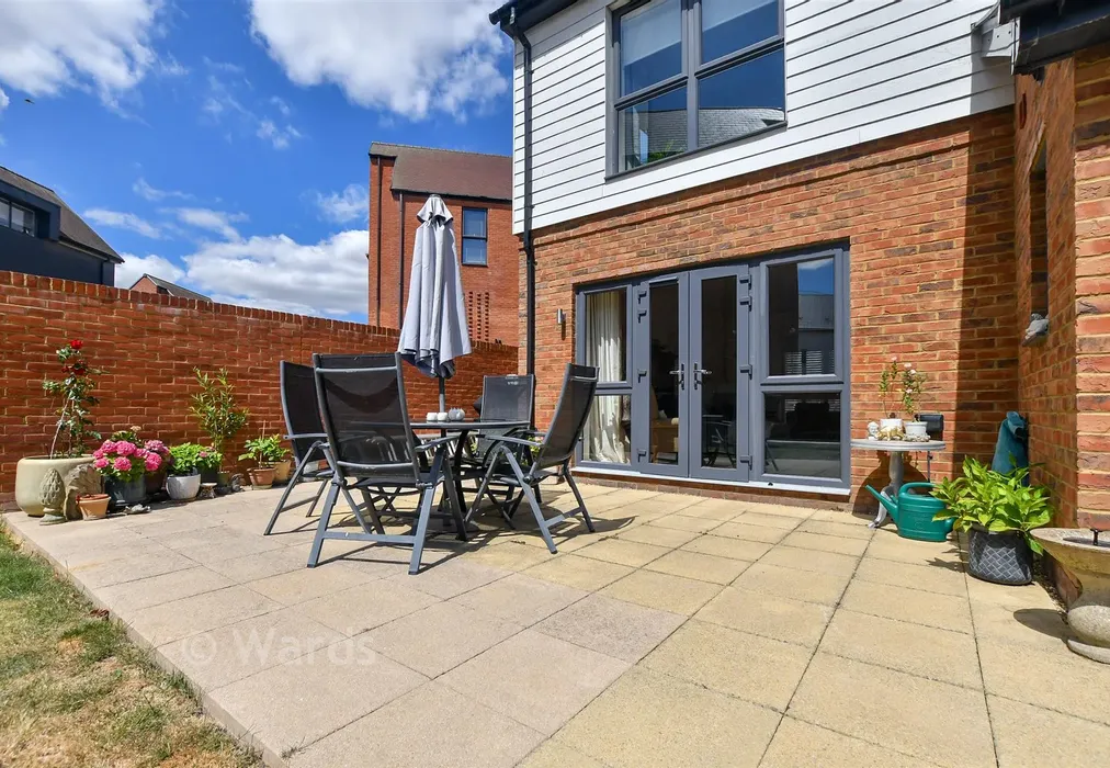 Patio / Decking - Highwood Drive, Chilmington Green, Kent - Wards of Kent