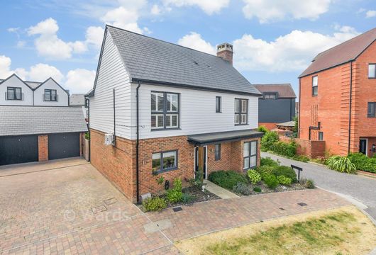 Highwood Drive, Chilmington Green, Kent - Wards of Kent