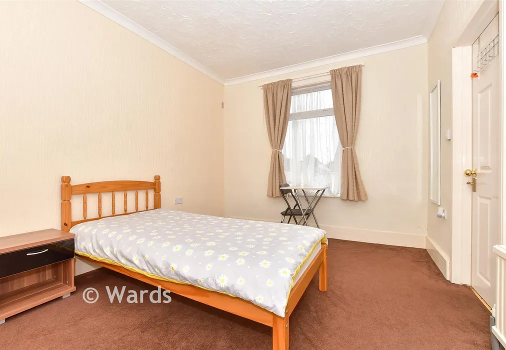 Bedroom 4 - Eric Road, Dover, Kent - Wards of Kent