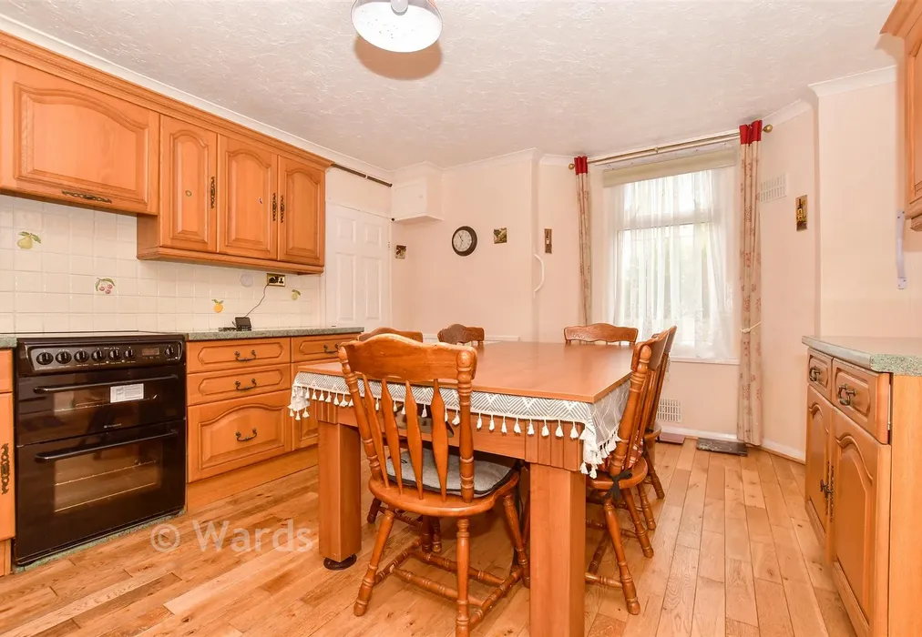 Kitchen/ Diner - Eric Road, Dover, Kent - Wards of Kent