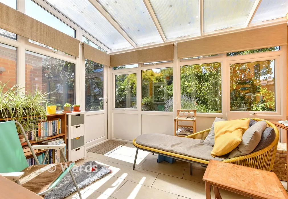 Conservatory - Minnis Lane, Dover, Kent - Wards of Kent