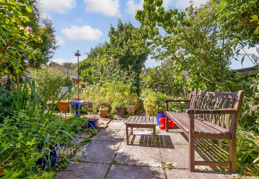Patio / Decking - Minnis Lane, Dover, Kent - Wards of Kent