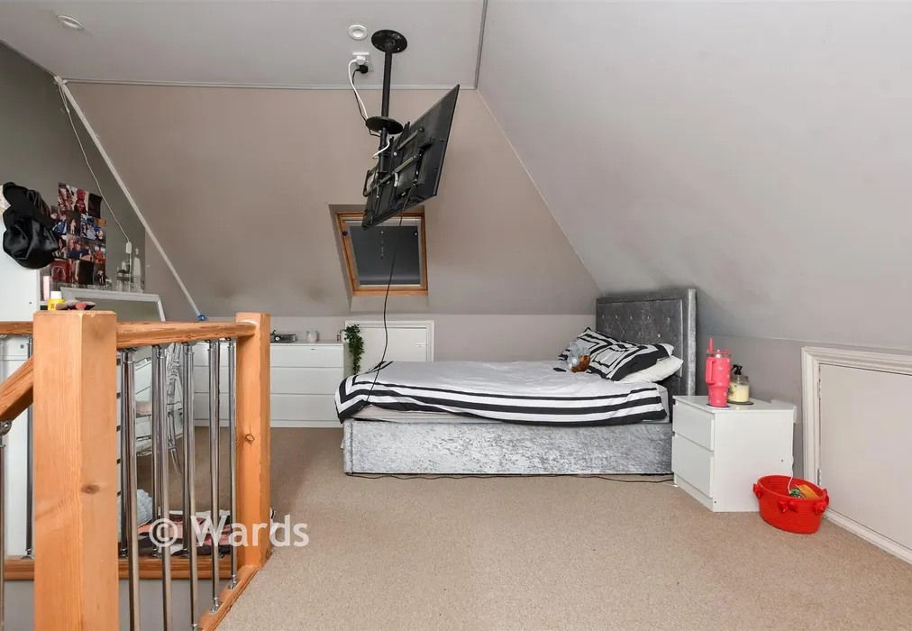 Bedroom 1 - Oakdene Road, Ramsgate, Kent - Wards of Kent