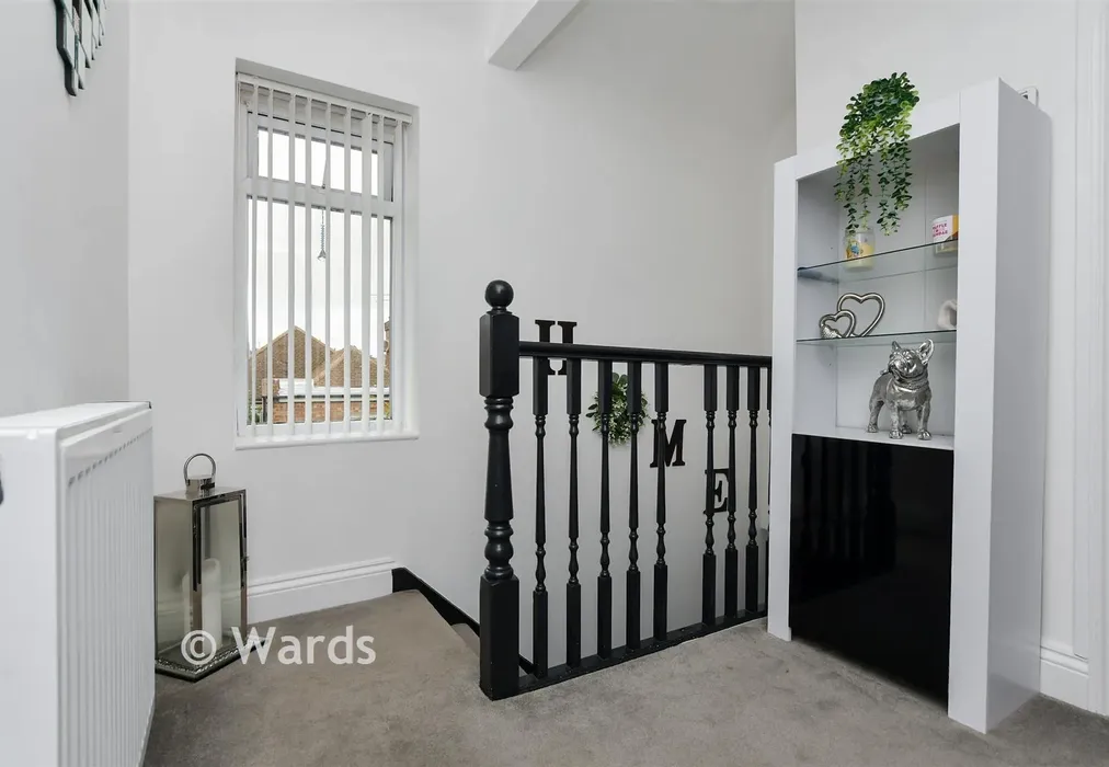 Landing - Oakdene Road, Ramsgate, Kent - Wards of Kent