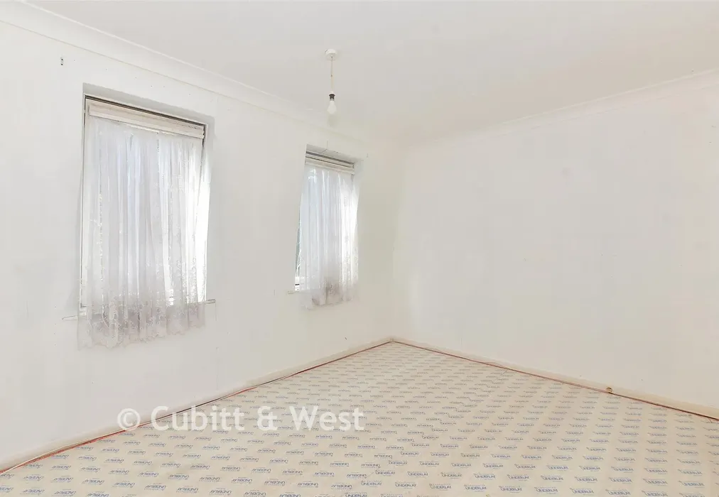 Bedroom 2 - Victoria Street, Portsmouth, Hampshire - Wards of Kent