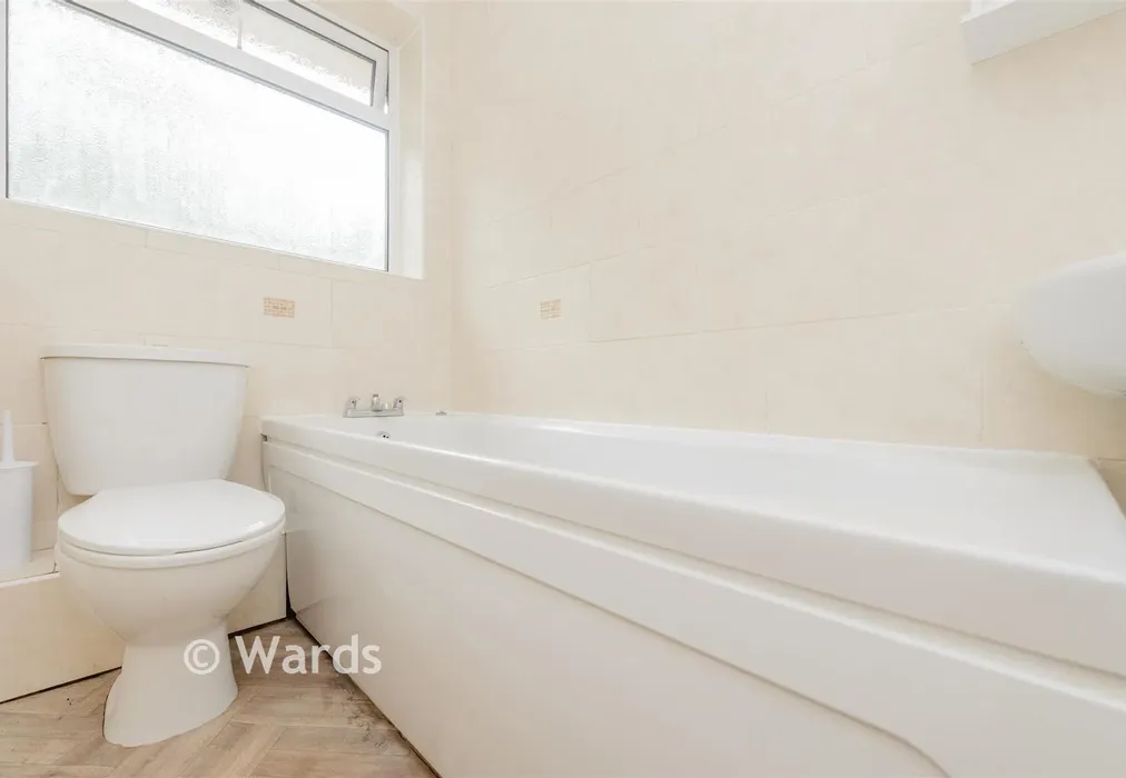 Bathroom - Trelawn Crescent, Lords Wood, Chatham, Kent - Wards of Kent
