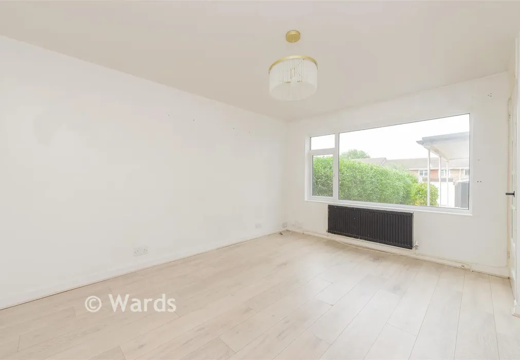 Lounge - Trelawn Crescent, Lords Wood, Chatham, Kent - Wards of Kent