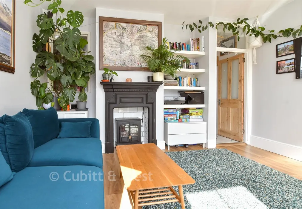 Lounge - Crescent Road, Brighton, East Sussex - Wards of Kent