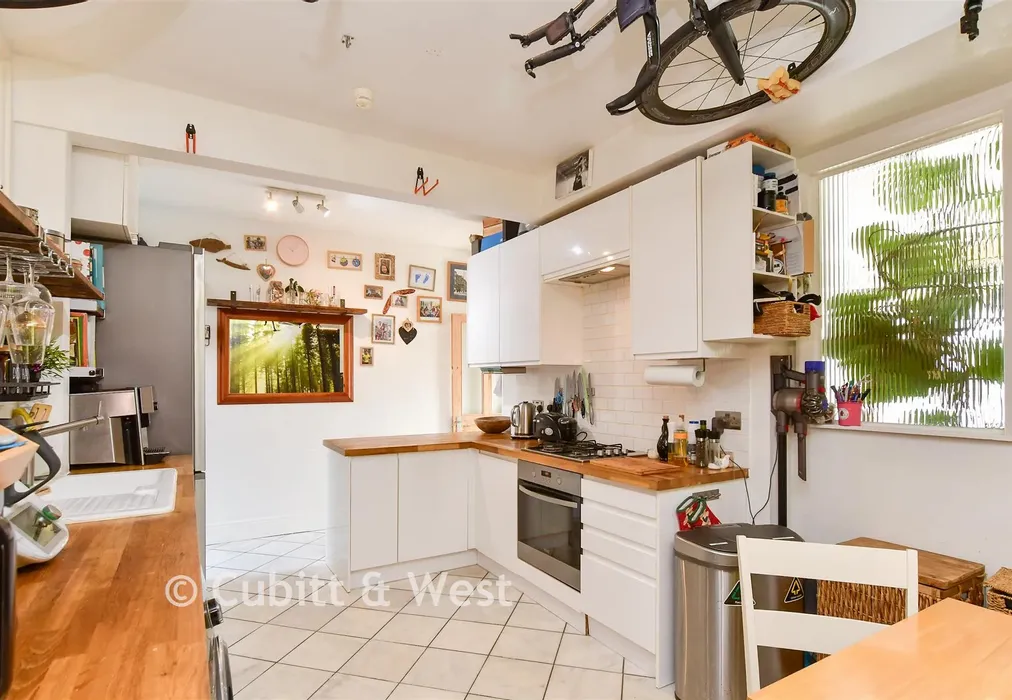 Kitchen/ Diner - Crescent Road, Brighton, East Sussex - Wards of Kent