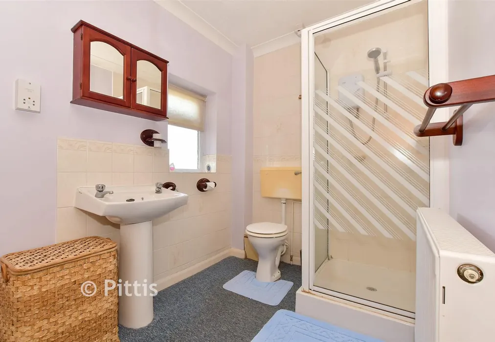 En-Suite Shower Room - Kestrel Close, Lake, Isle of Wight - Wards of Kent