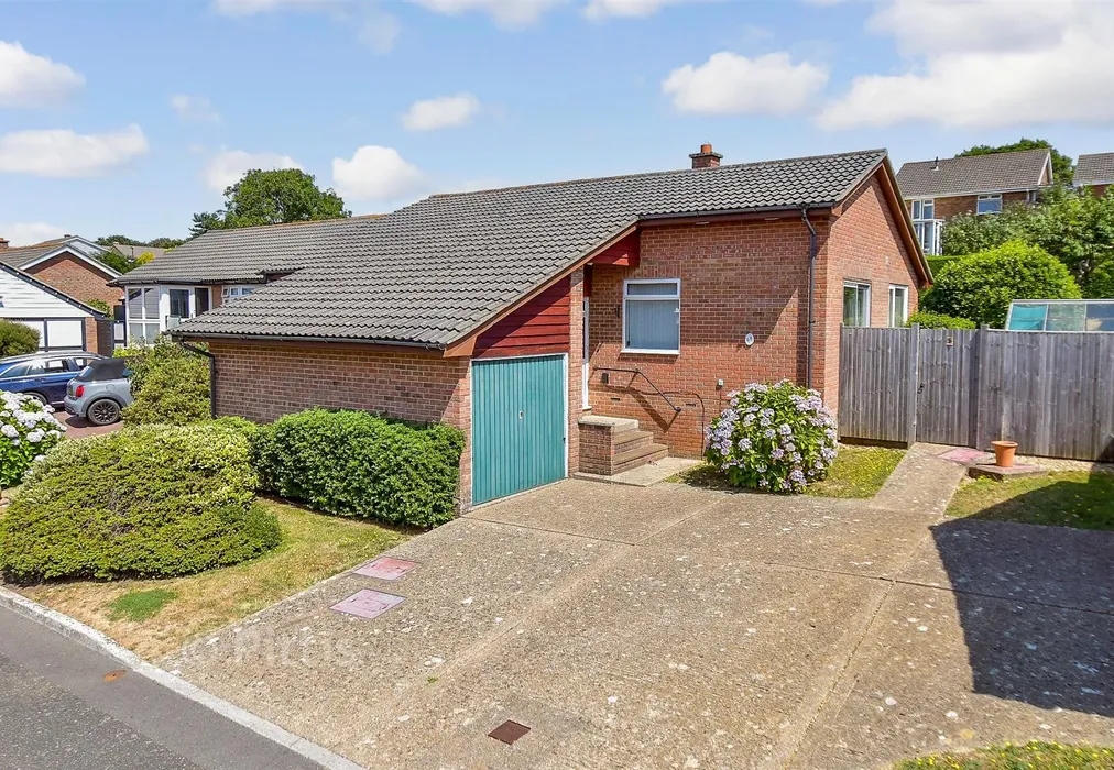External (Web) - Kestrel Close, Lake, Isle of Wight - Wards of Kent