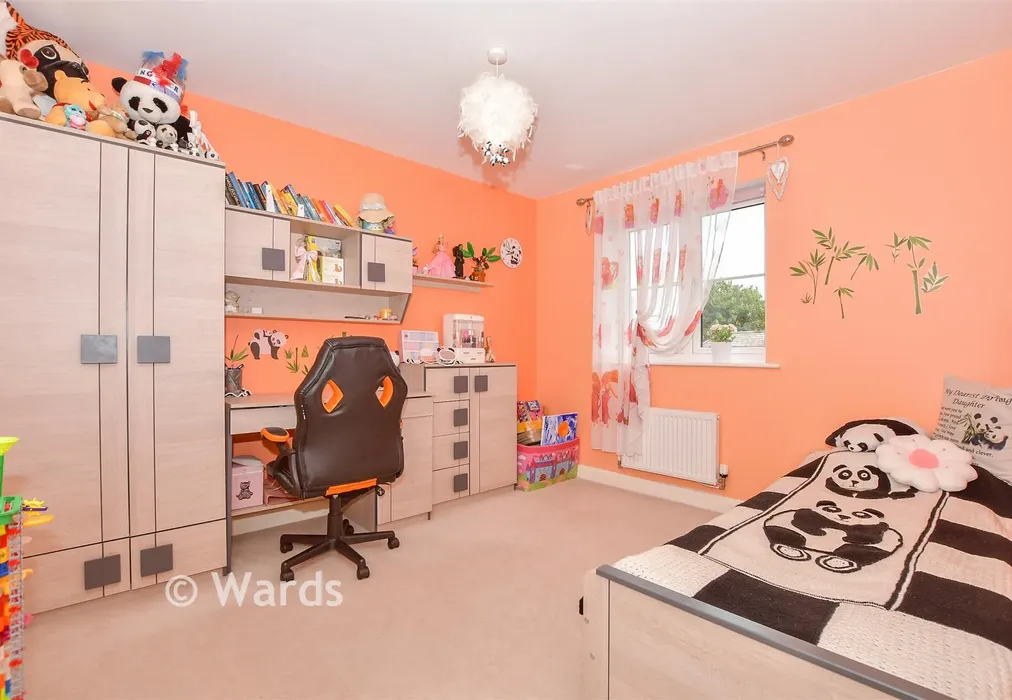 Bedroom 2 - Cuthbert Close, Maidstone, Kent - Wards of Kent