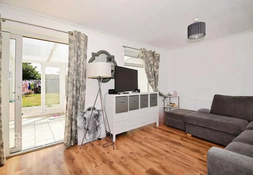 user_edited_photo... - Lingfield Way Selsey PO20 - Wards of Kent