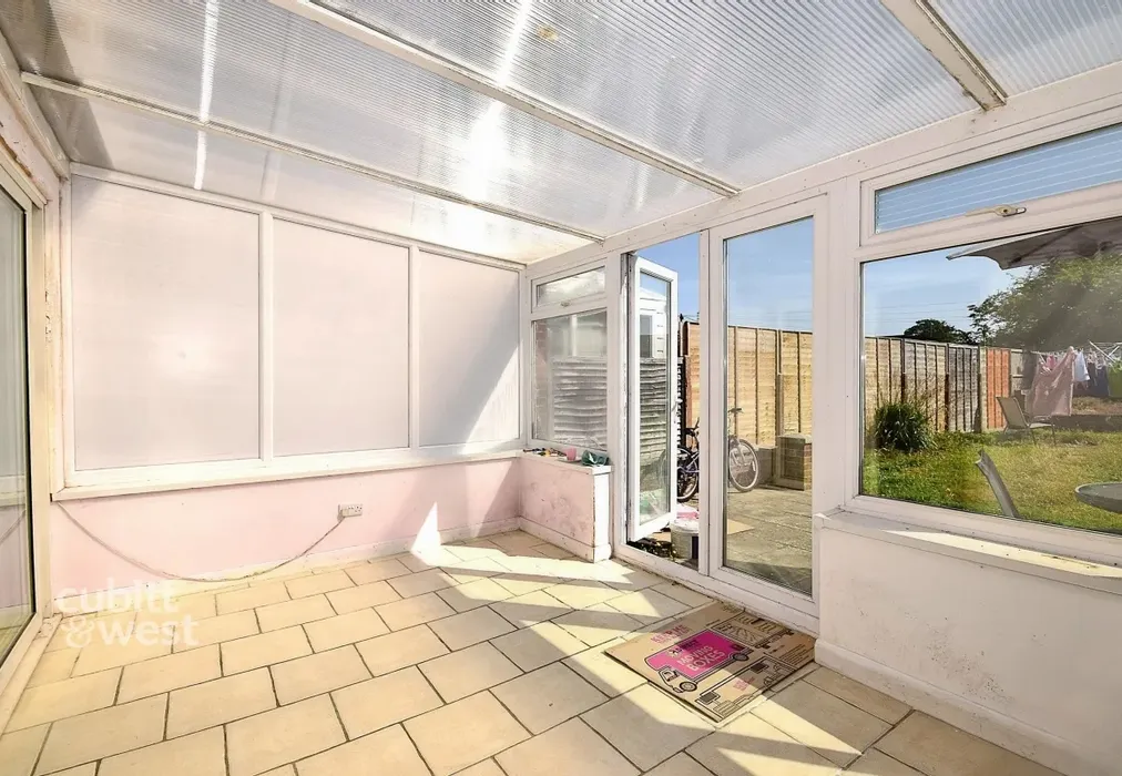 user_edited_photo... - Lingfield Way Selsey PO20 - Wards of Kent