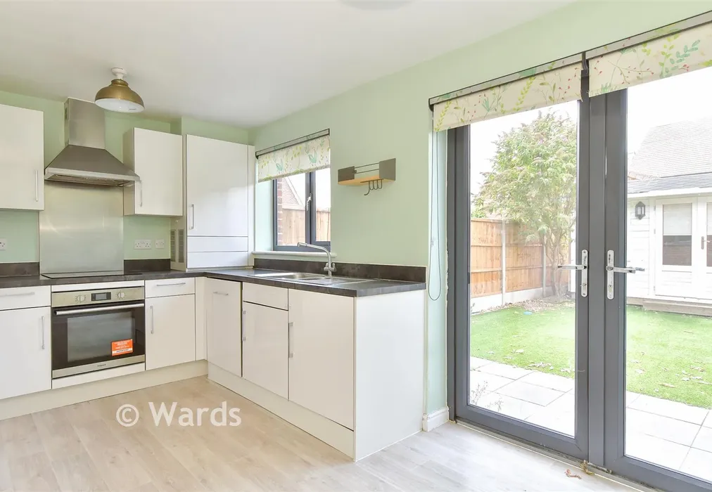 Kitchen/Diner - Bailey Drive, Castle Hill, Ebbsfleet Valley, Kent - Wards of Kent