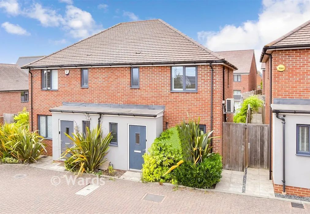 External (Web) - Bailey Drive, Castle Hill, Ebbsfleet Valley, Kent - Wards of Kent