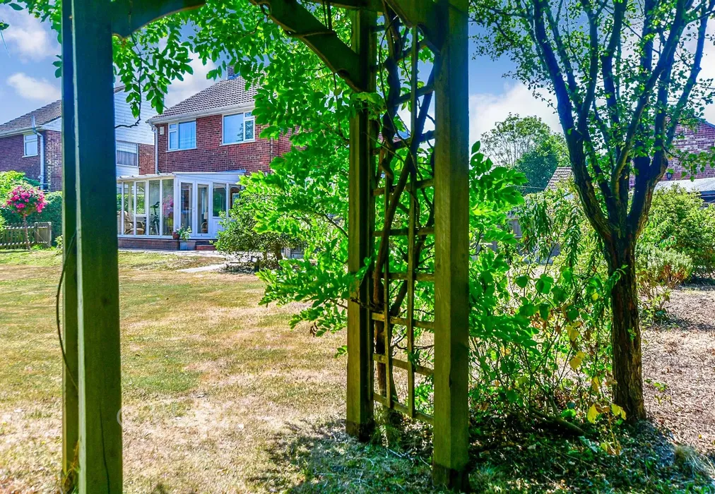 External Lifestyle Photograph - Coombelands, Wittersham, Kent - Wards of Kent