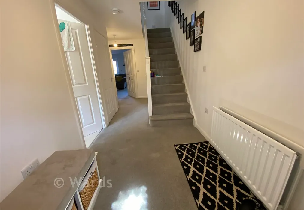 Hallway - Windmill Crescent, Headcorn, Kent - Wards of Kent