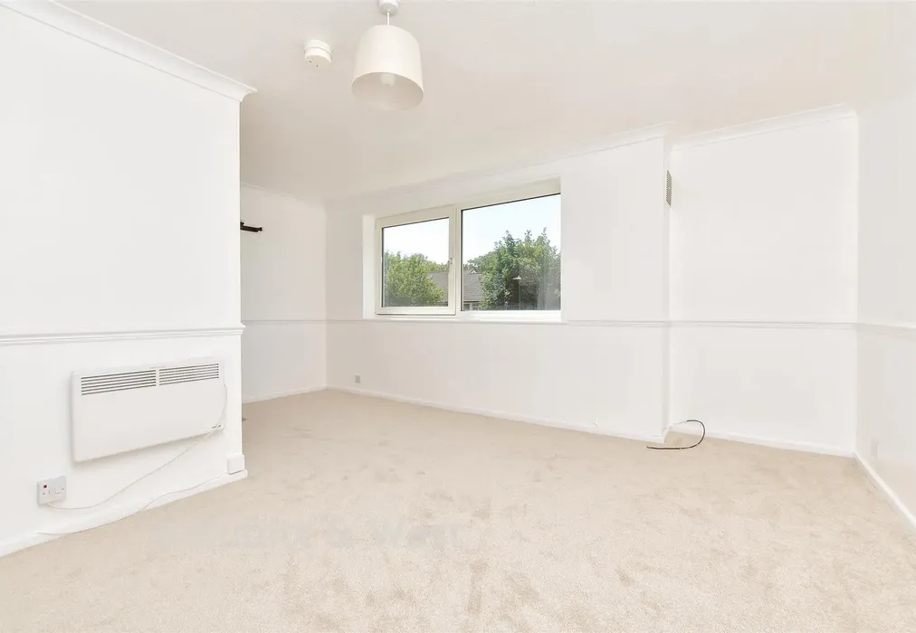 Kitchen / Lounge / Diner - Stanley Road, Sutton, Surrey - Wards of Kent