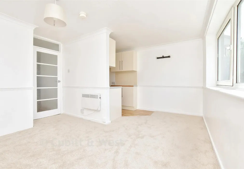 Kitchen / Lounge / Diner - Stanley Road, Sutton, Surrey - Wards of Kent