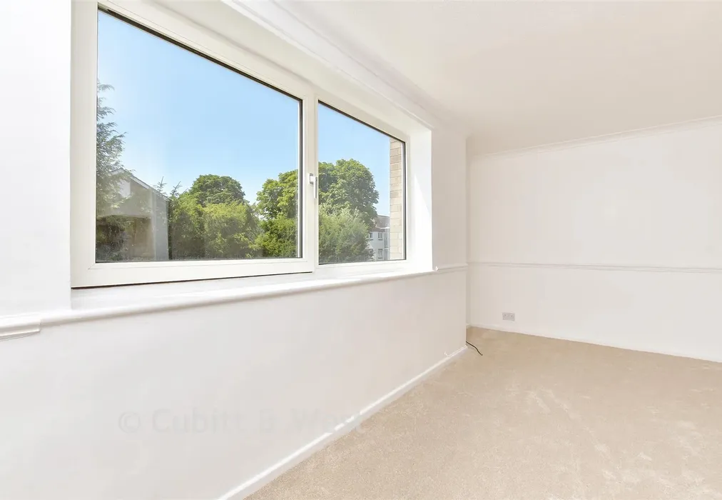Kitchen / Lounge / Diner - Stanley Road, Sutton, Surrey - Wards of Kent