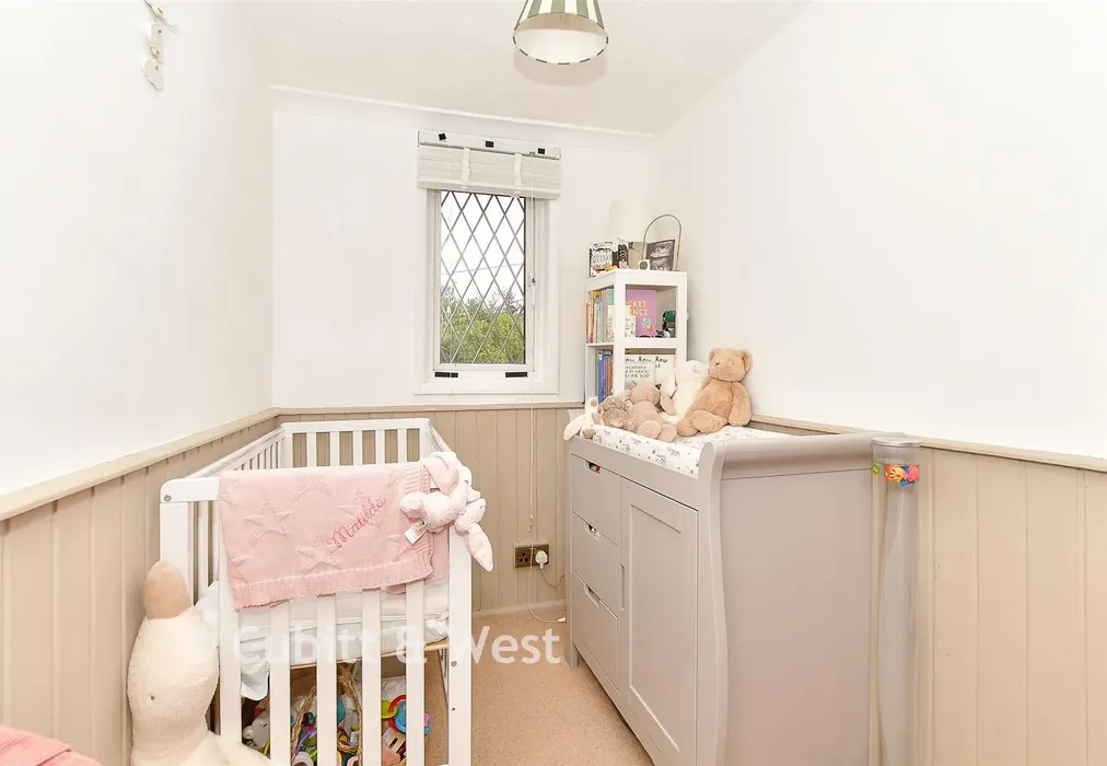 Bedroom 2 - High Street, Uckfield, East Sussex - Wards of Kent