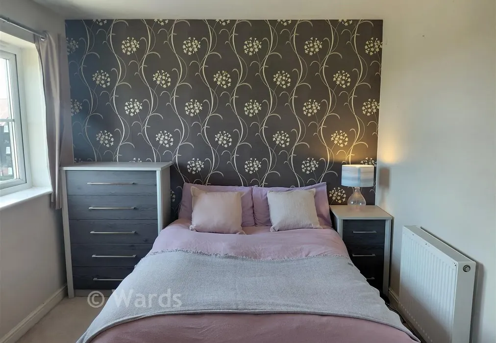 Bedroom 1 - Broadview Close, Ashford, Kent - Wards of Kent