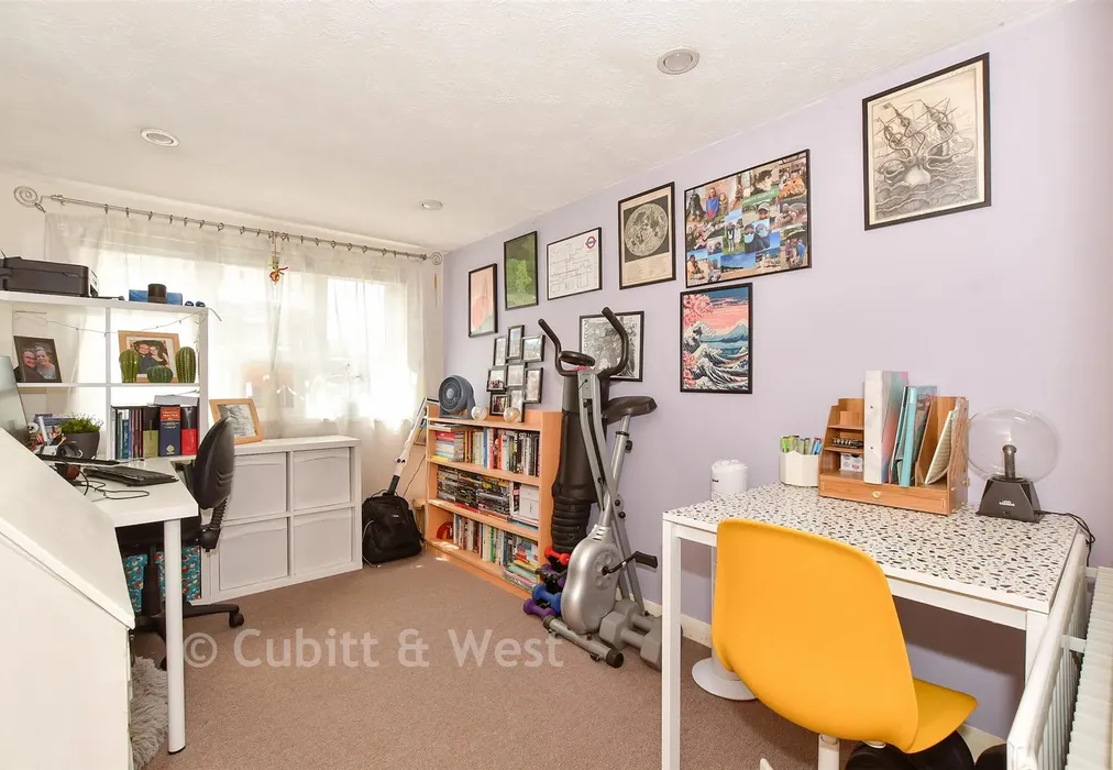 Study - Corsletts Avenue, Broadbridge Heath, Horsham, West Sussex - Wards of Kent