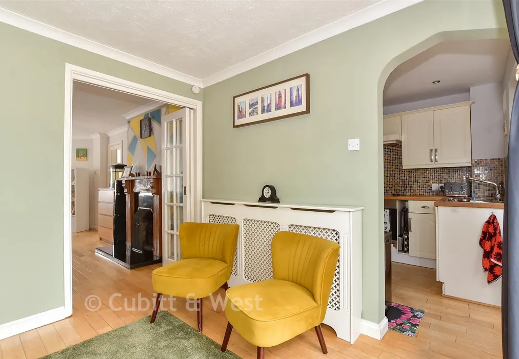 Lounge - Corsletts Avenue, Broadbridge Heath, Horsham, West Sussex - Wards of Kent