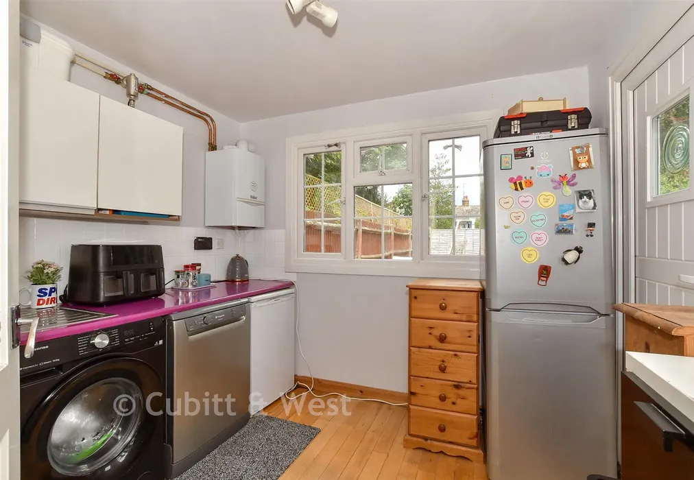 Utility Room - Corsletts Avenue, Broadbridge Heath, Horsham, West Sussex - Wards of Kent