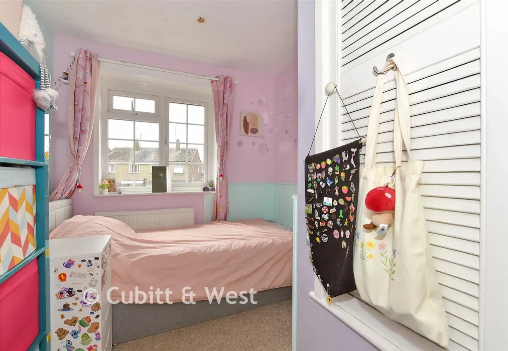 Bedroom 3 - Corsletts Avenue, Broadbridge Heath, Horsham, West Sussex - Wards of Kent